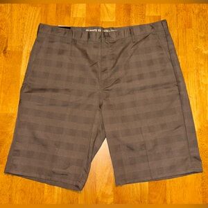 Dickies Men's Brown Checkered Cargo Shorts